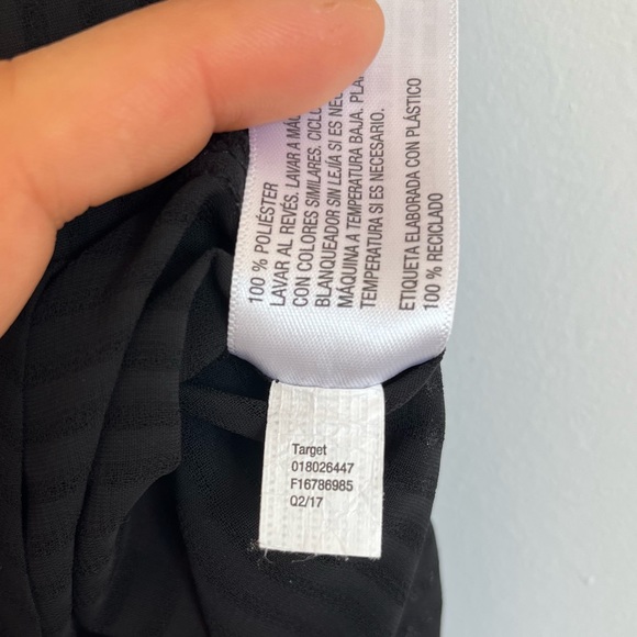 * Black Blouse with Gold Print * - Picture 11 of 11